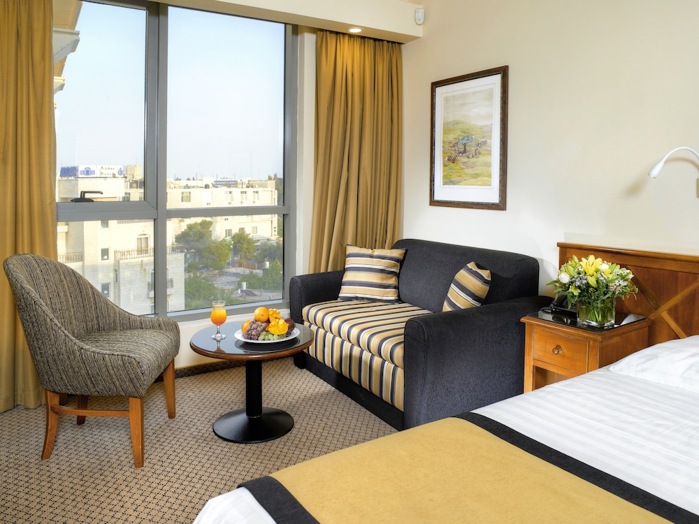 Deluxe Double or Twin Room photo 3