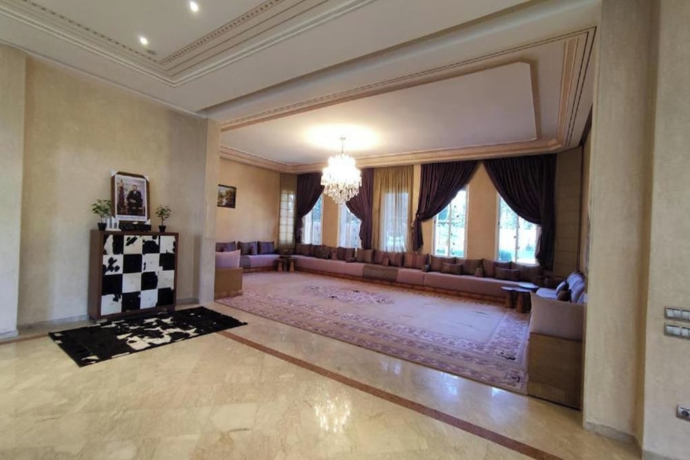 Luxury Villa, 6 Bedrooms, Poolside photo 1
