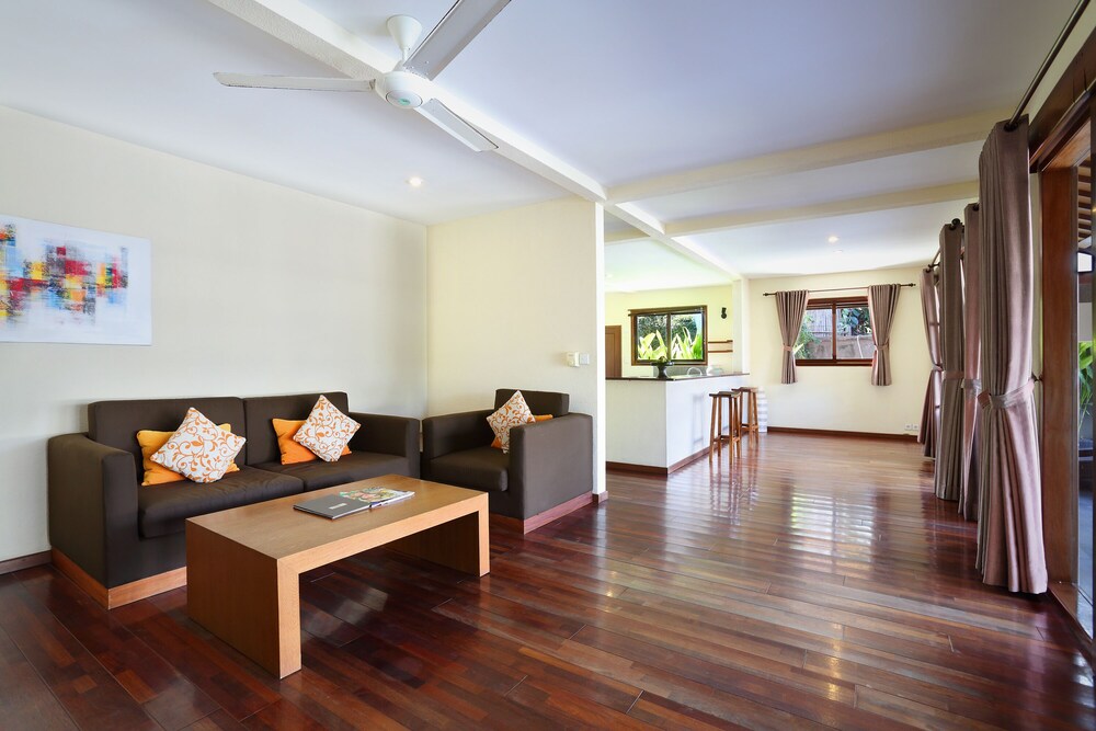Villa, 3 Bedrooms photo 2