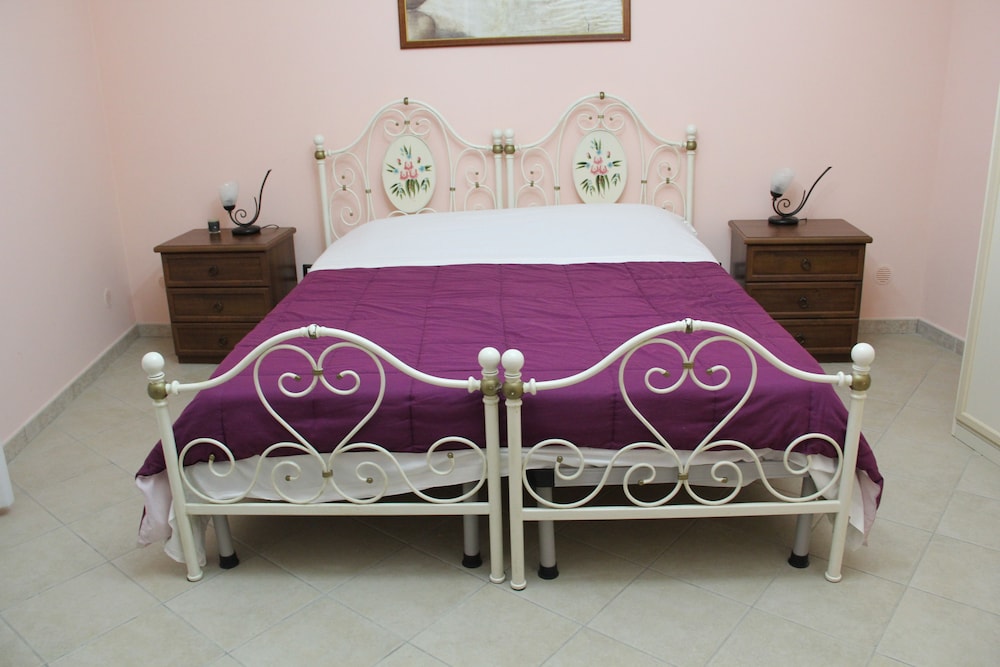 Standard Apartment, 2 Bedrooms (Due)