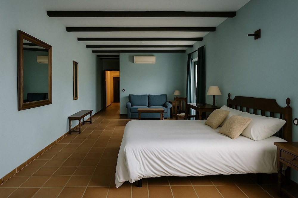Comfort Suite, Patio, Garden View