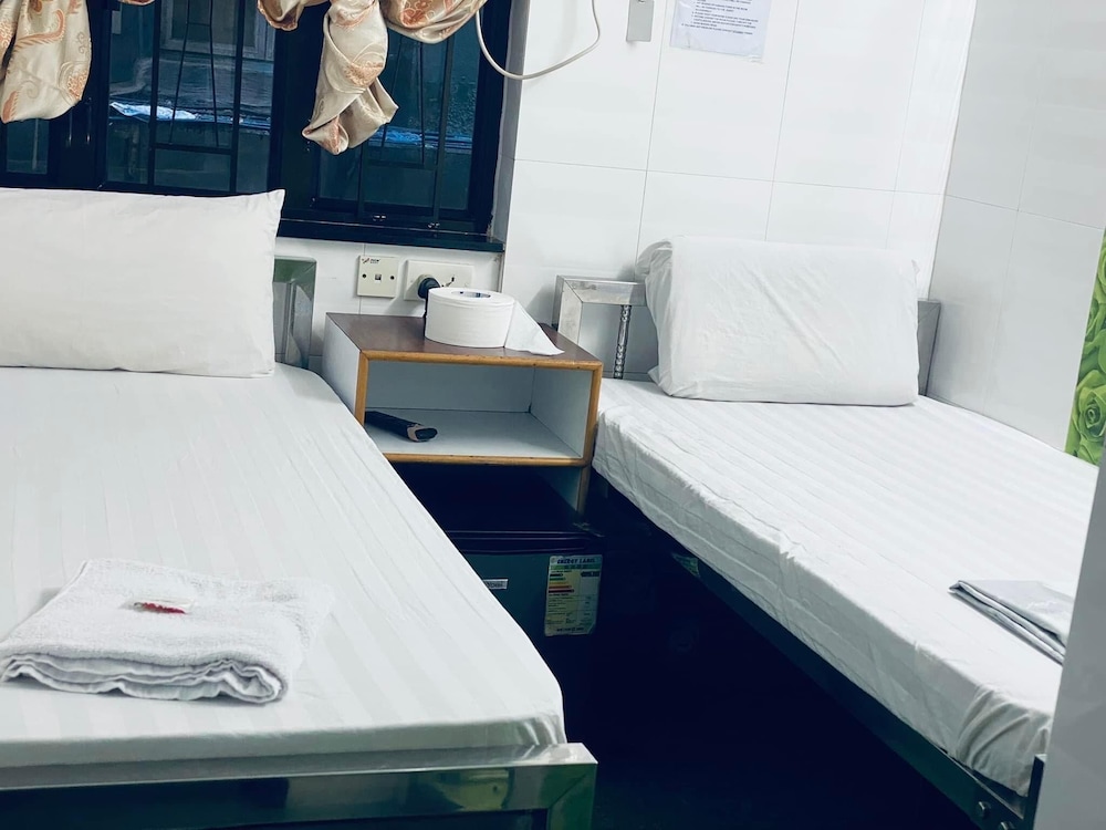 Basic Twin Room