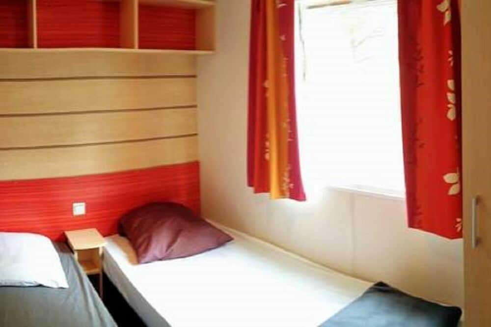 Mobile Home, Multiple Beds, Non Smoking photo 1