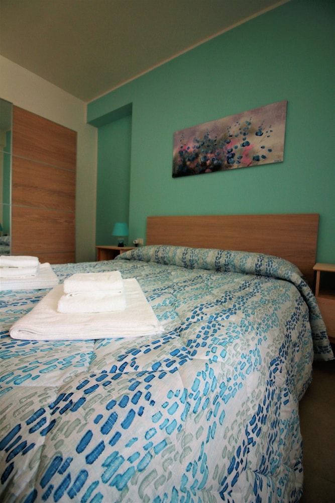 Classic Double Room photo 2