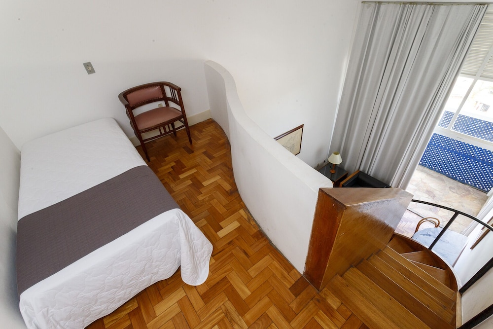 Deluxe Suite photo 1