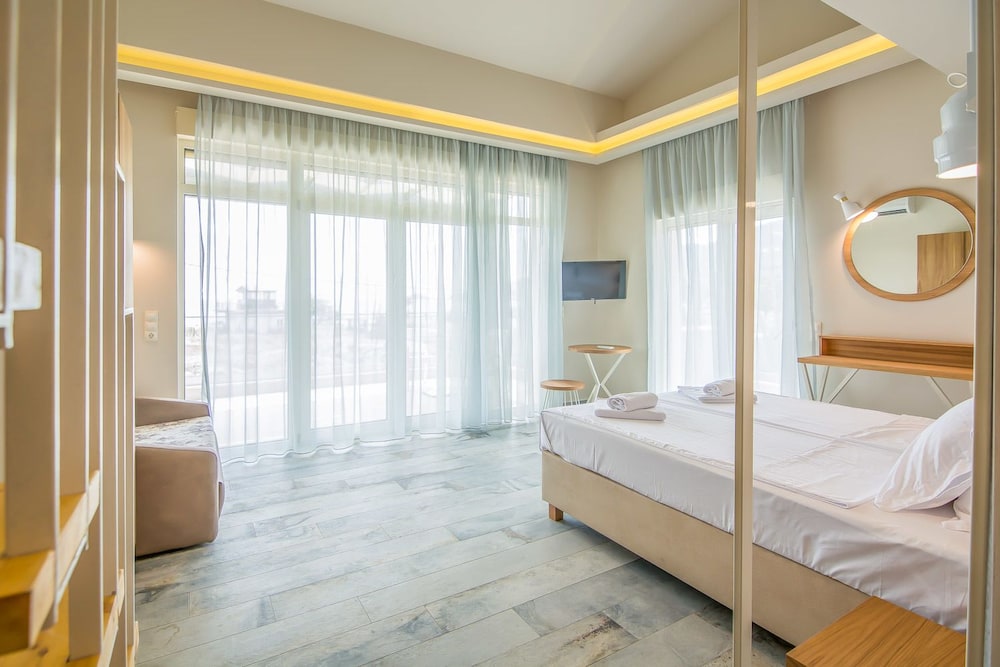 Grand Apartment, Sea View, Mezzanine photo 3