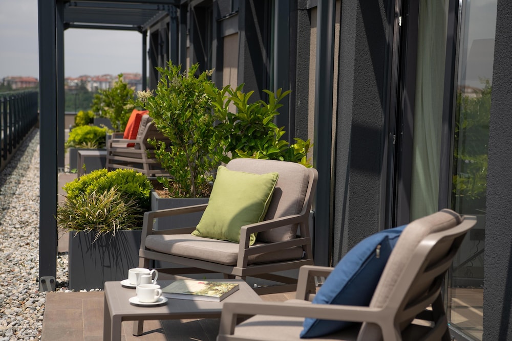 Standard Double Room, Terrace photo 1