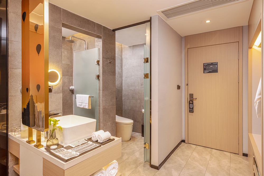 Executive King Room - Photo 5