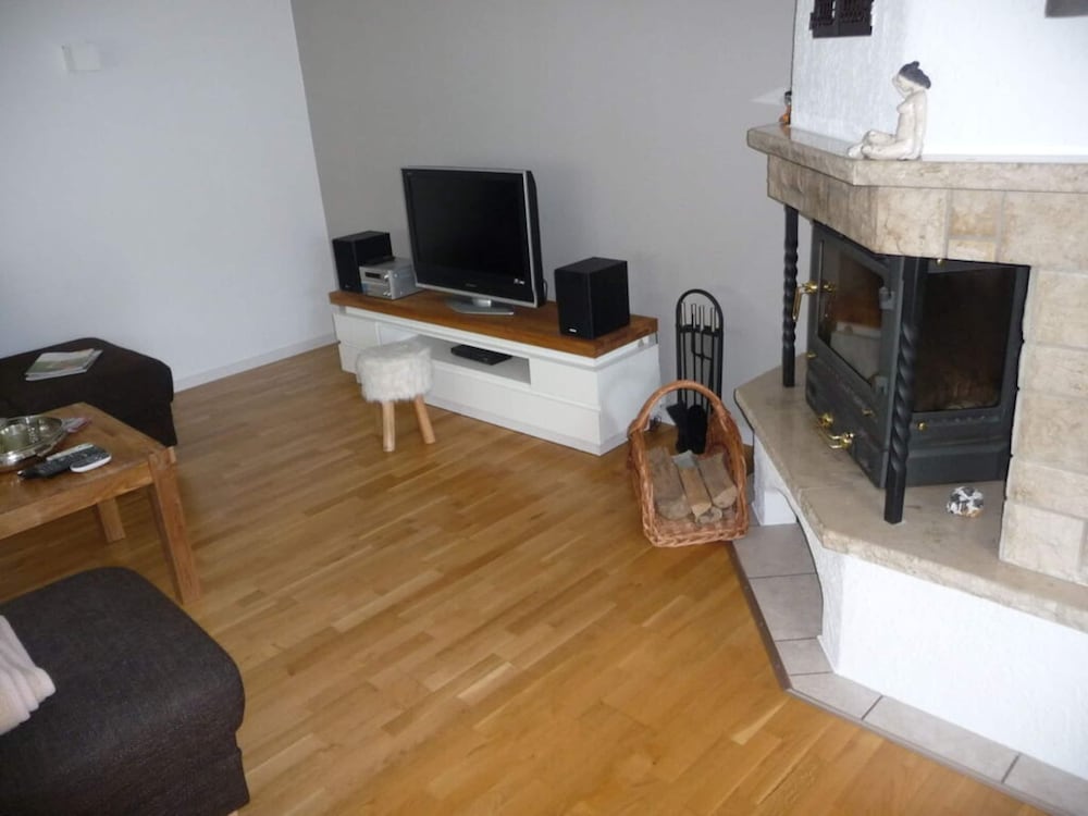 Apartment photo 3
