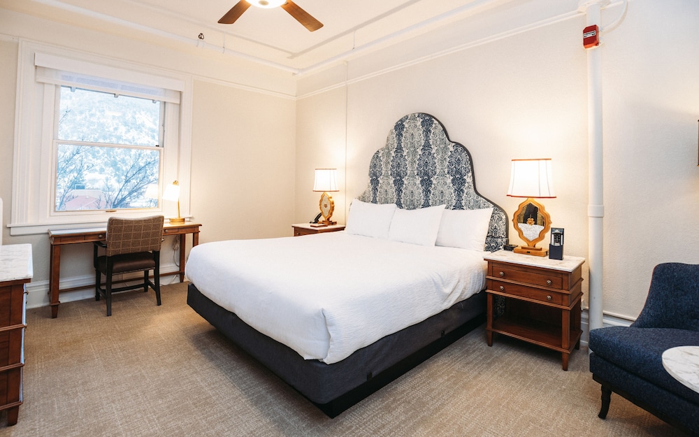 Adjoining Classic King Rooms