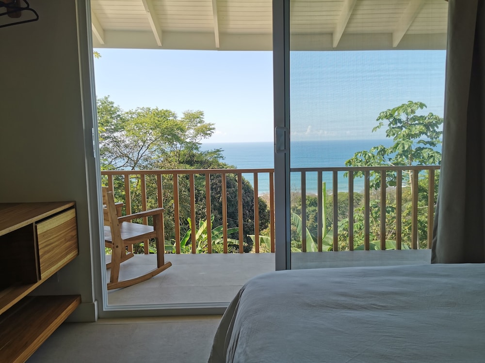 Family Room, Private Bathroom, Beach View photo 1