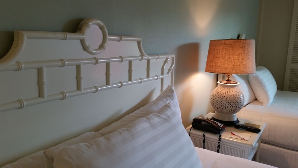 Room, 1 King Bed photo 1