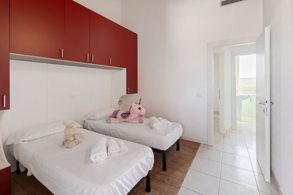 Apartment photo 2