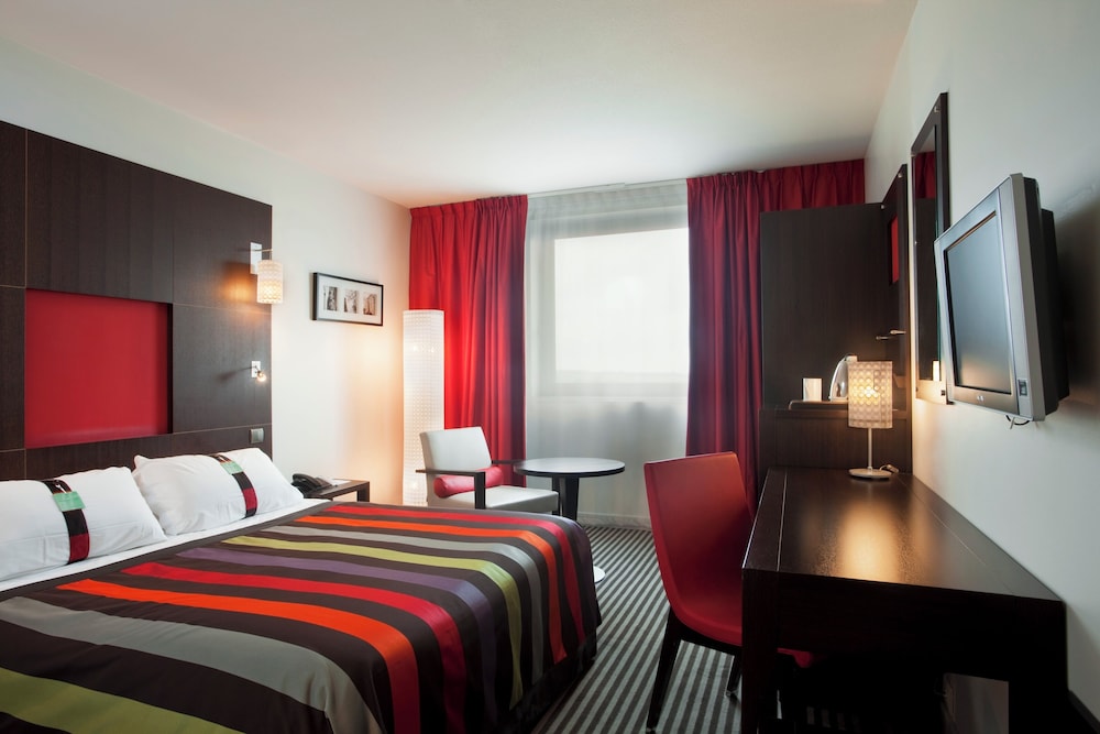 Standard Room, 1 Double Bed, City View - Photo 1