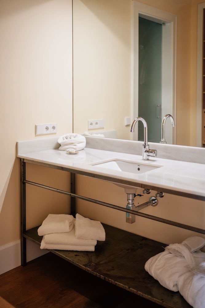 Premium Studio Suite - Photo 7