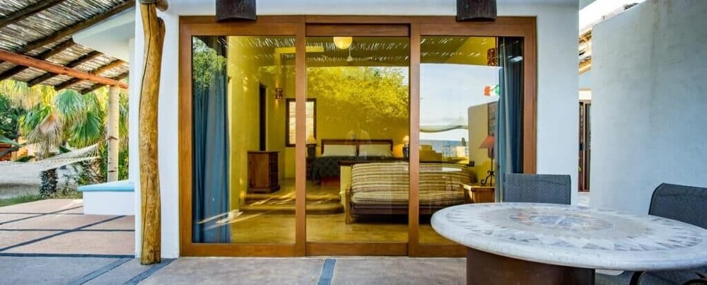 Deluxe Room, 1 Bedroom, Patio, Ocean View
