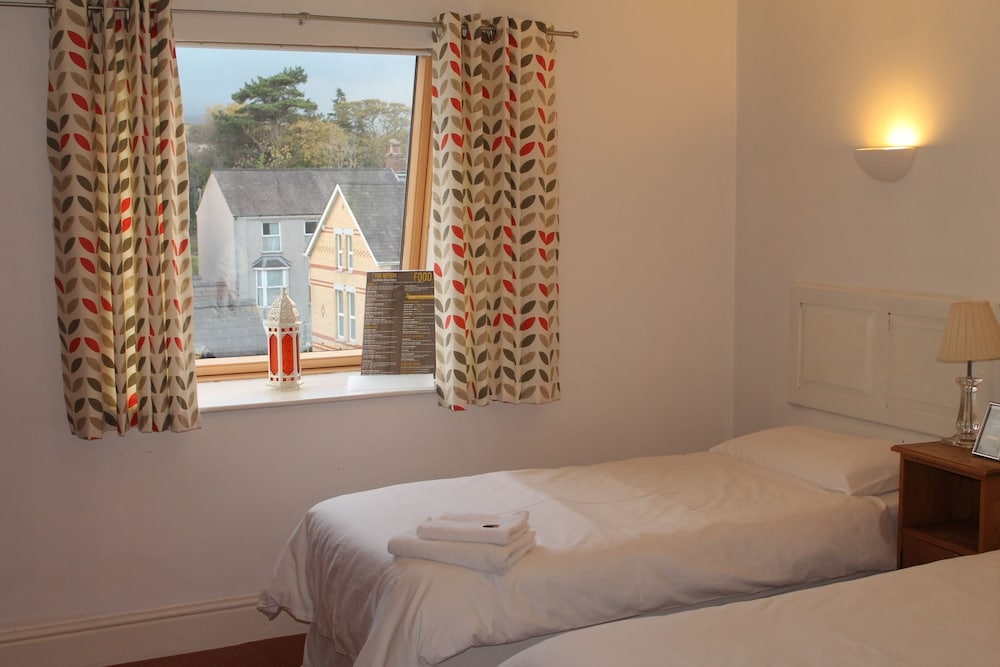 Standard Twin Room, 1 Bedroom, Mountain View photo 3