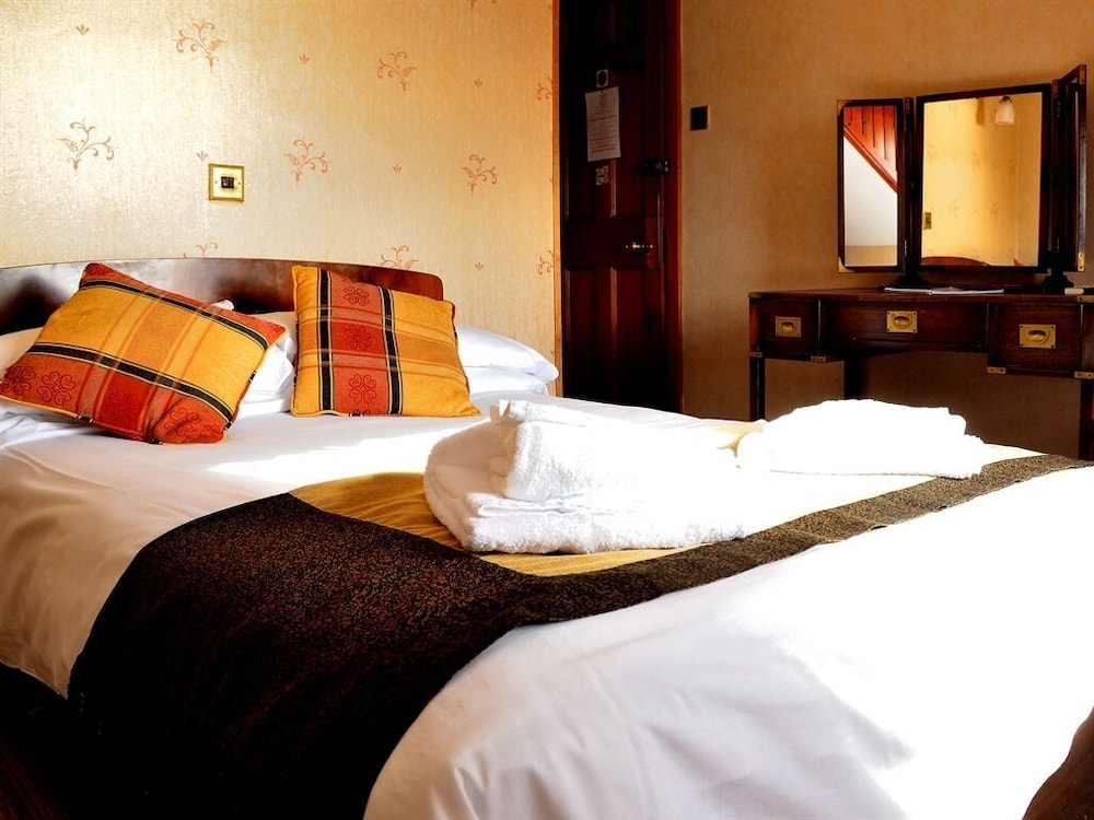 Double Room, Ensuite, Sea View (Strictly No Pets)
