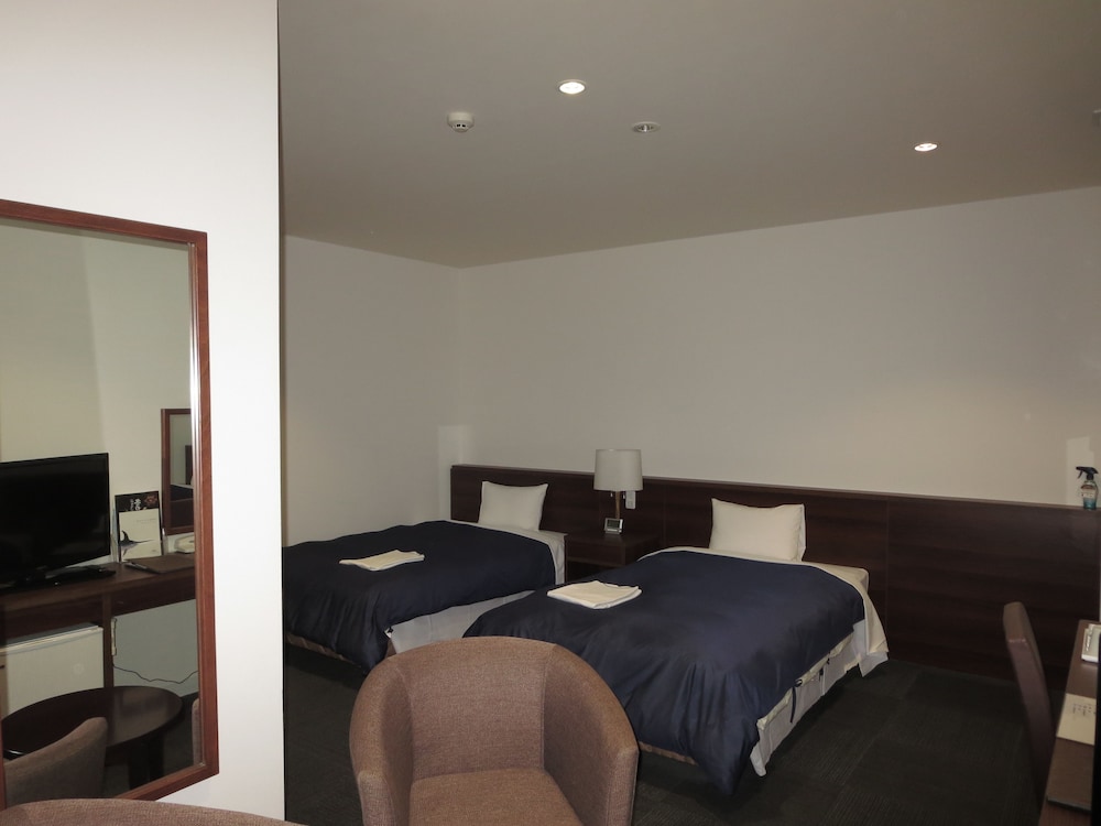 Twin Room, Non Smoking - Photo 4