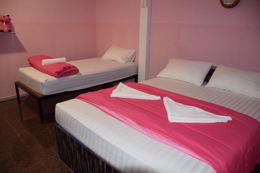 Triple Room - Photo 5