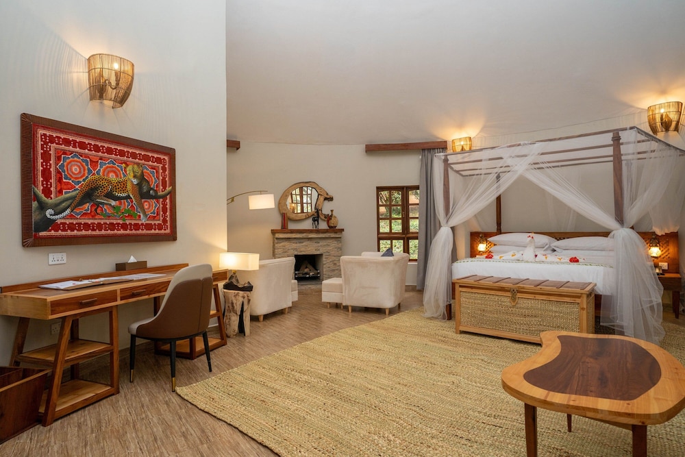 Studio, 1 King Bed, Garden View (Balcony)