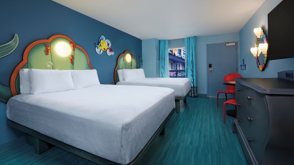 The Little Mermaid Standard Room. Hearing accessible - visual alarms and notifications. 2 double bed