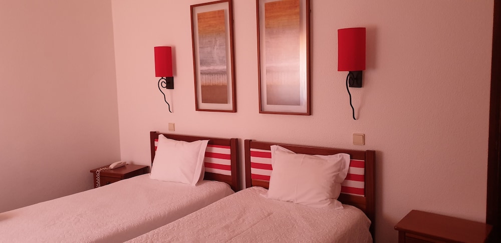 Standard Twin Room photo 1