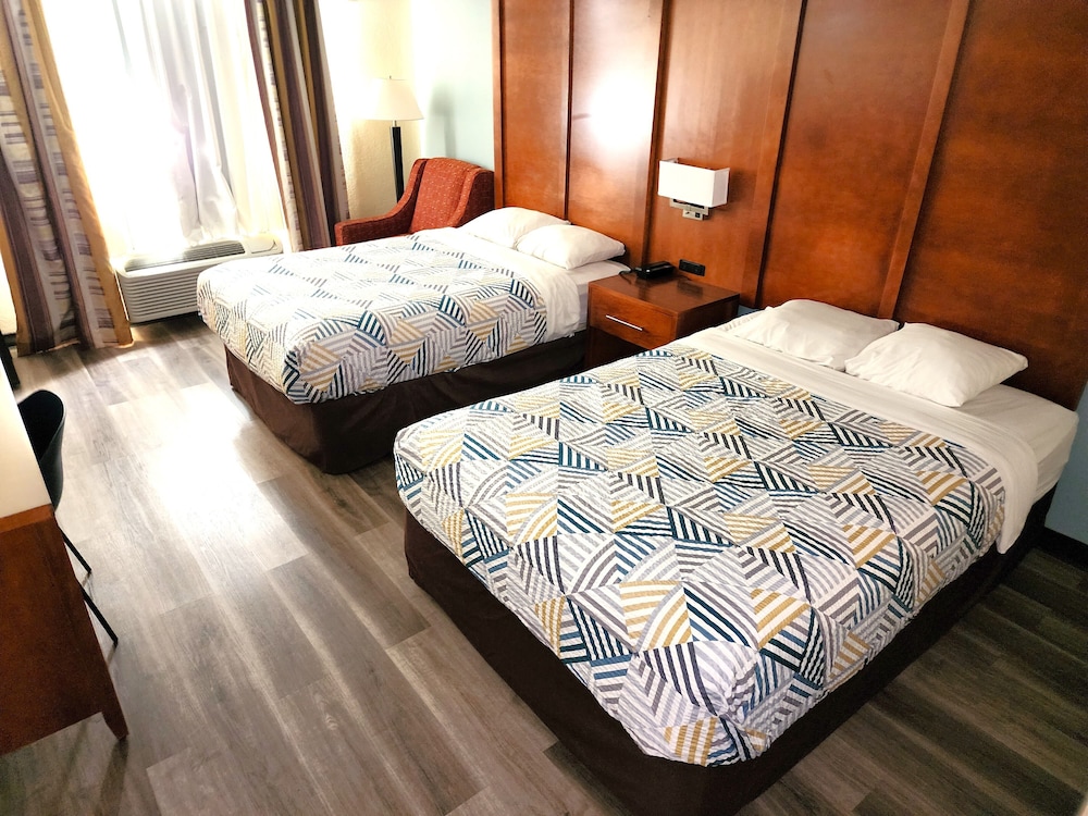 Standard Suite, 2 Double Beds, Non Smoking, Refrigerator & Microwave