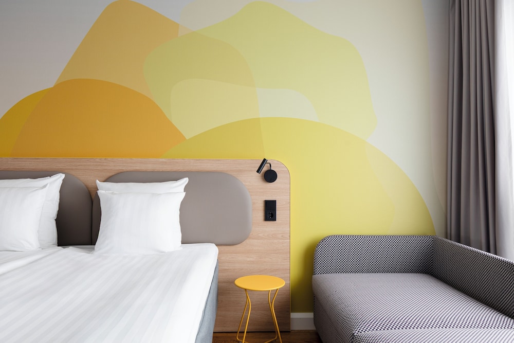 Standard Room, 1 Queen Bed, Tower (extra bed possibility) - Photo 1