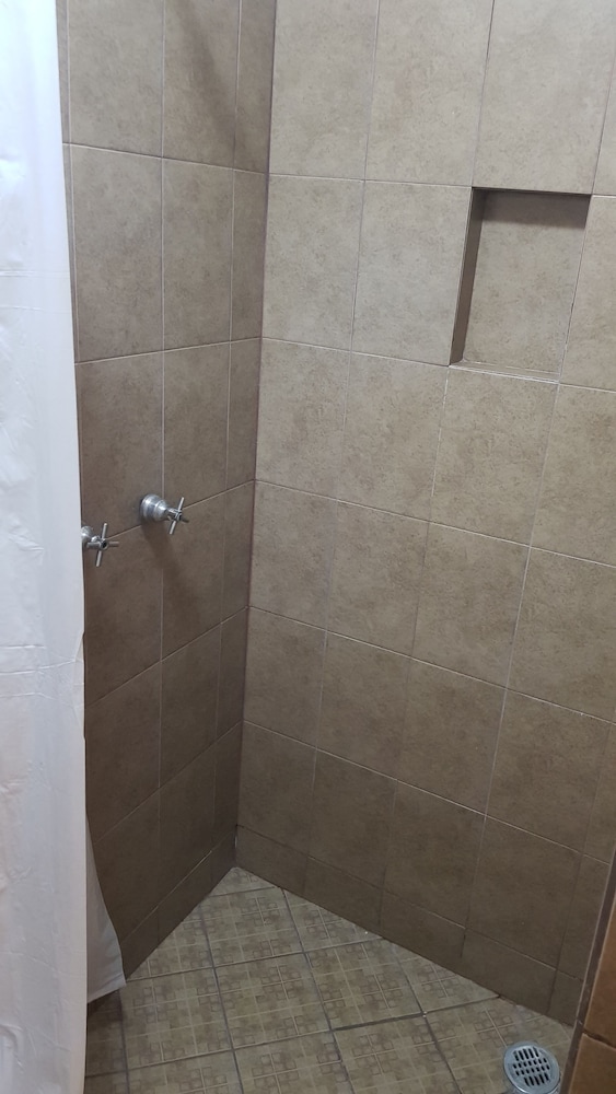 Basic Room - Photo 18