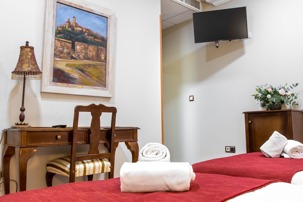 Deluxe Double Room - Photo 3