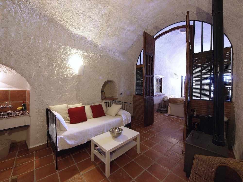 Standard House, 1 Bedroom (Cave) photo 3
