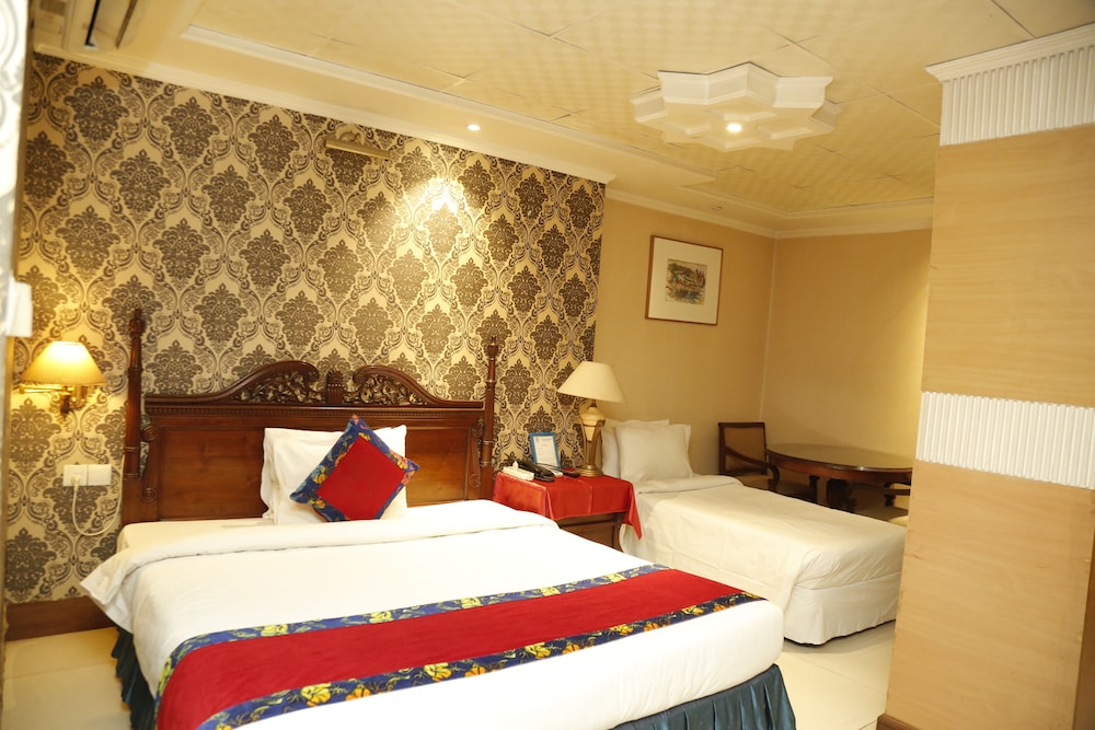 Executive Suite photo 1