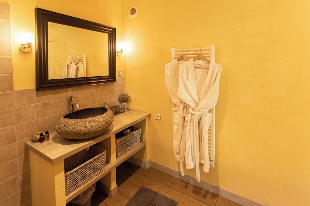 Superior Double Room, Park View (Margaux) photo 2