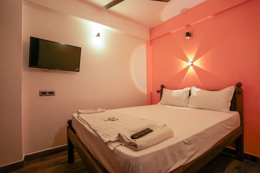 Standard Double Room - Photo 3