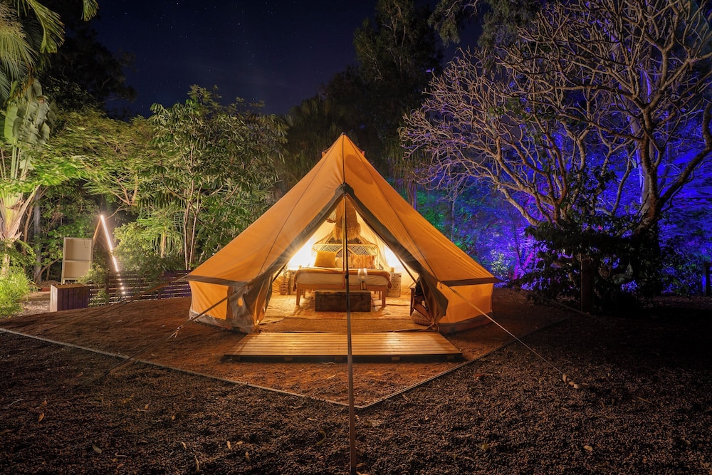 Private Glamping, Shared Bathroom photo 3