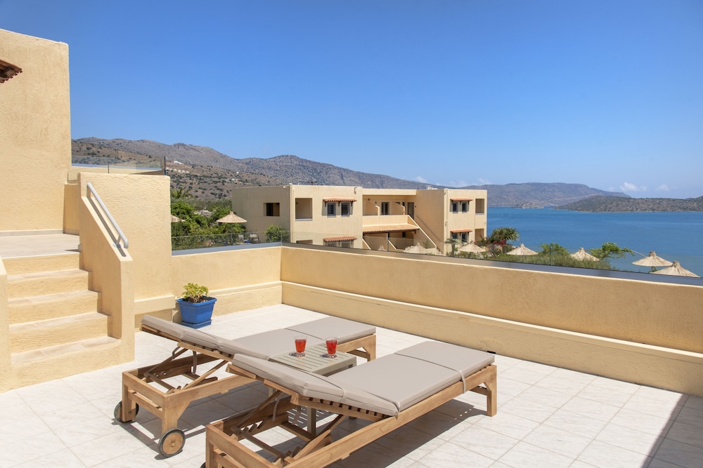 Panoramic Studio, Sea View