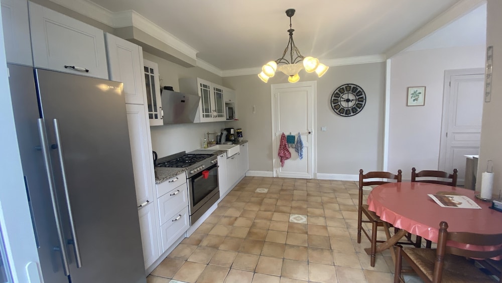 Standard Double Room, Ensuite - Photo 7