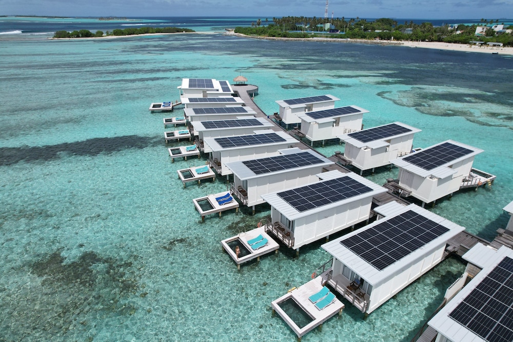 Villa, 1 King Bed, Sea View, Overwater - Photo 7