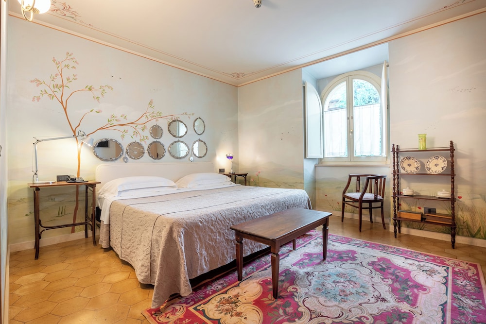 Studio Suite - Photo 2