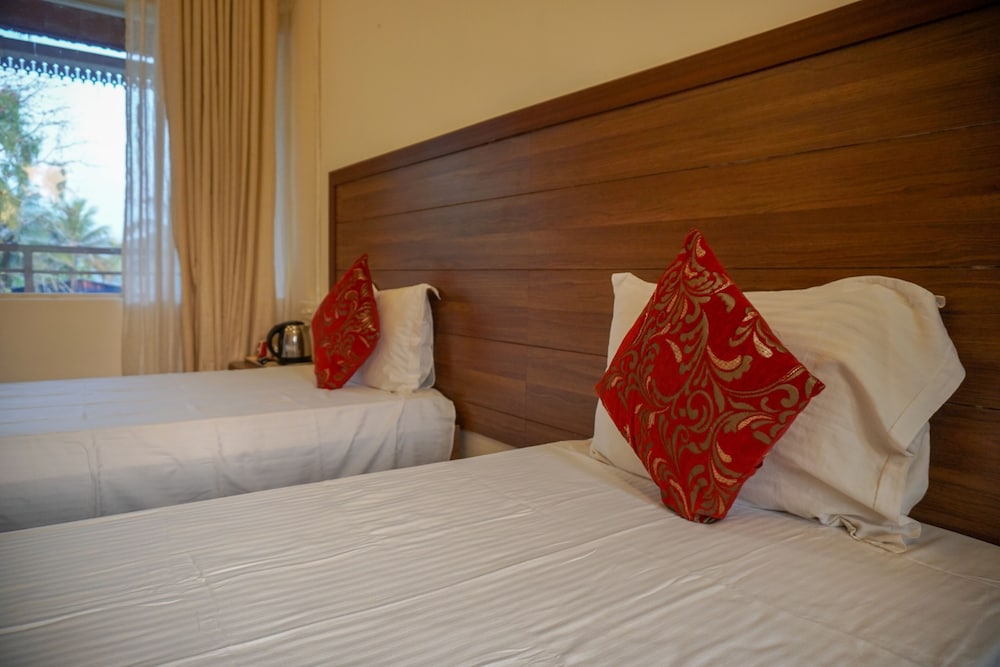 Deluxe Twin Room photo 3