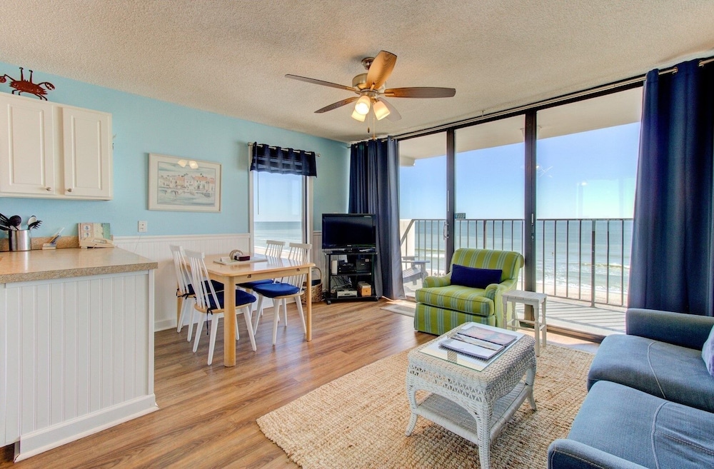 Condo, 1 Bedroom