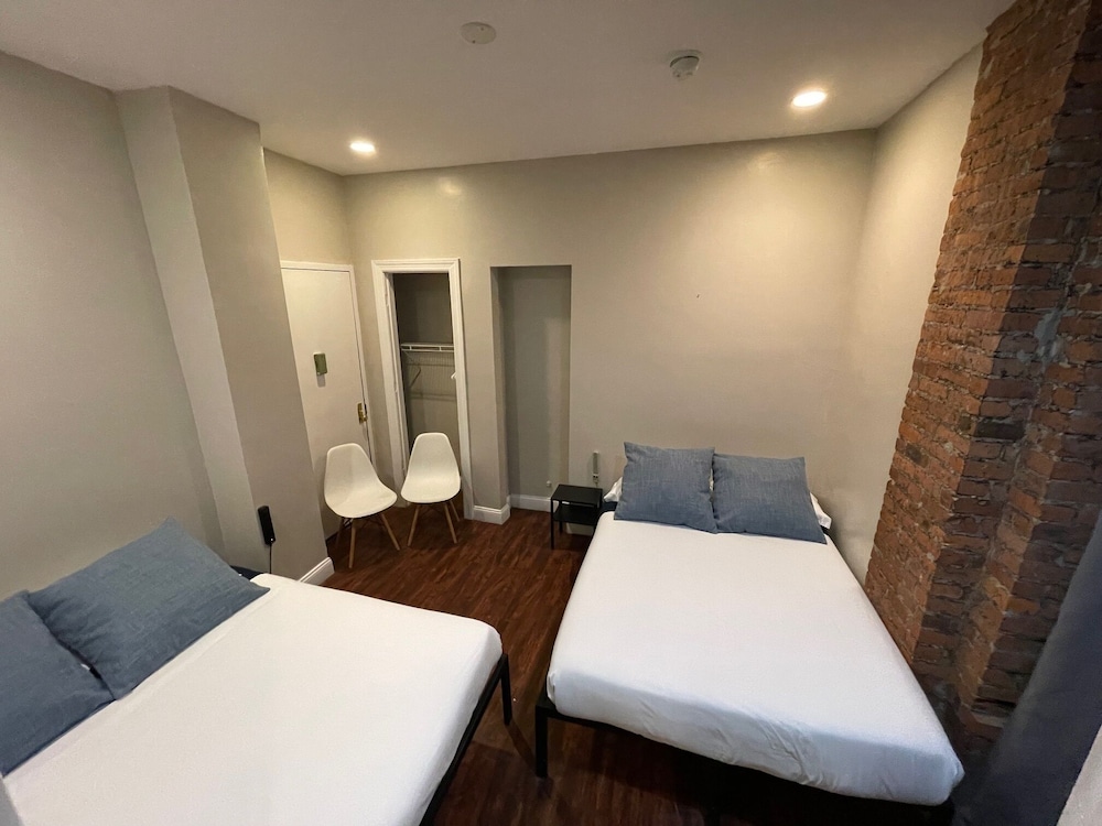 Family Apartment # 8 photo 3