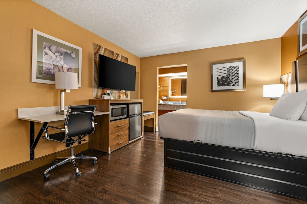 Room, 1 Double Bed, Non Smoking - Photo 3