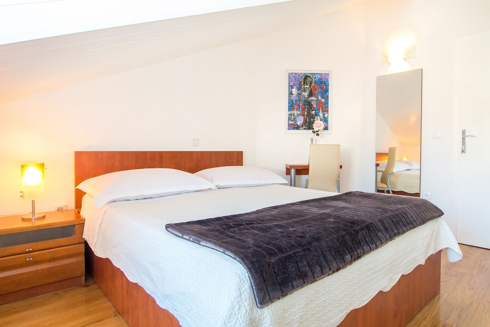 Economy Double Room, Balcony