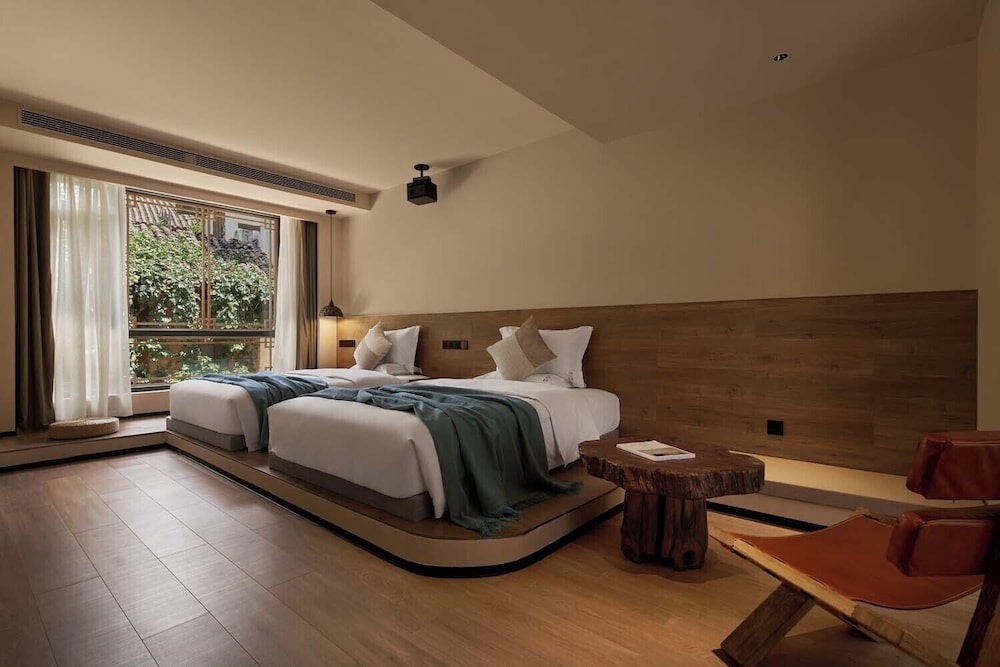 Elite Twin Room, Garden View