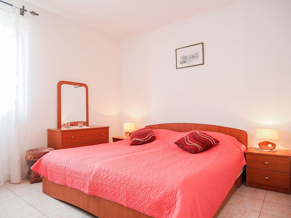 Apartment (A1) photo 2