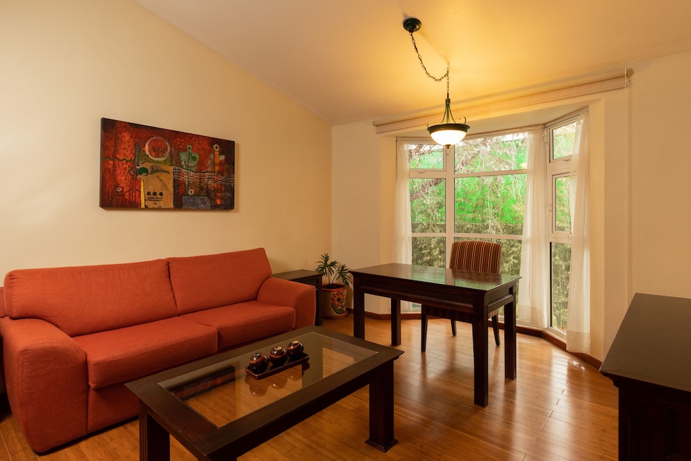 Grand Room - Photo 23