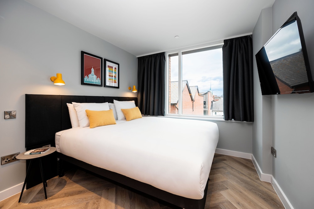 Studio Apartment thumbnail 5