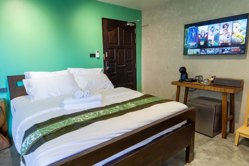 Exclusive Room, 1 Bedroom, Balcony, City View photo 3